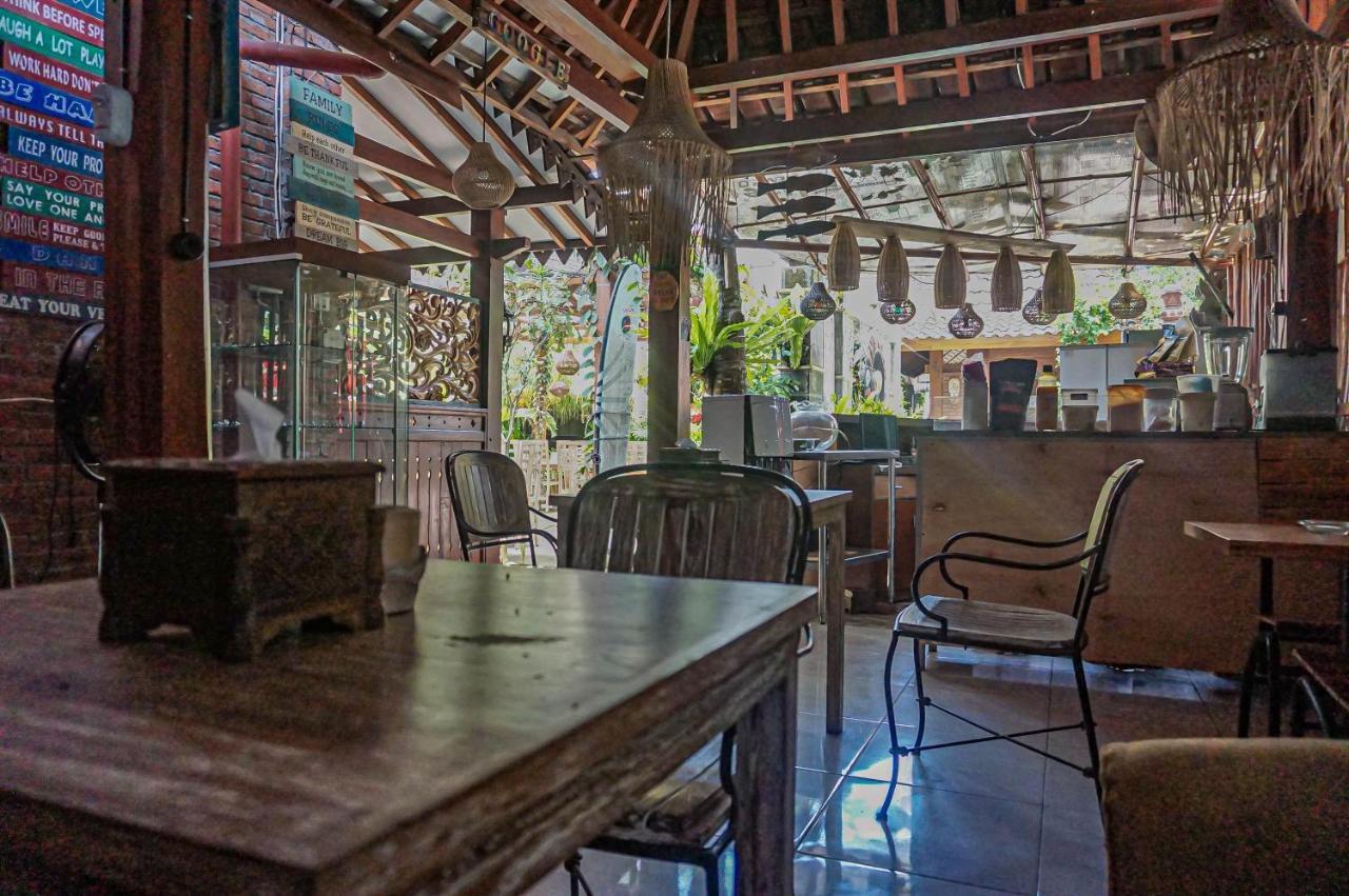 Wisma Pulau Merah Pasanggaran Экстерьер фото