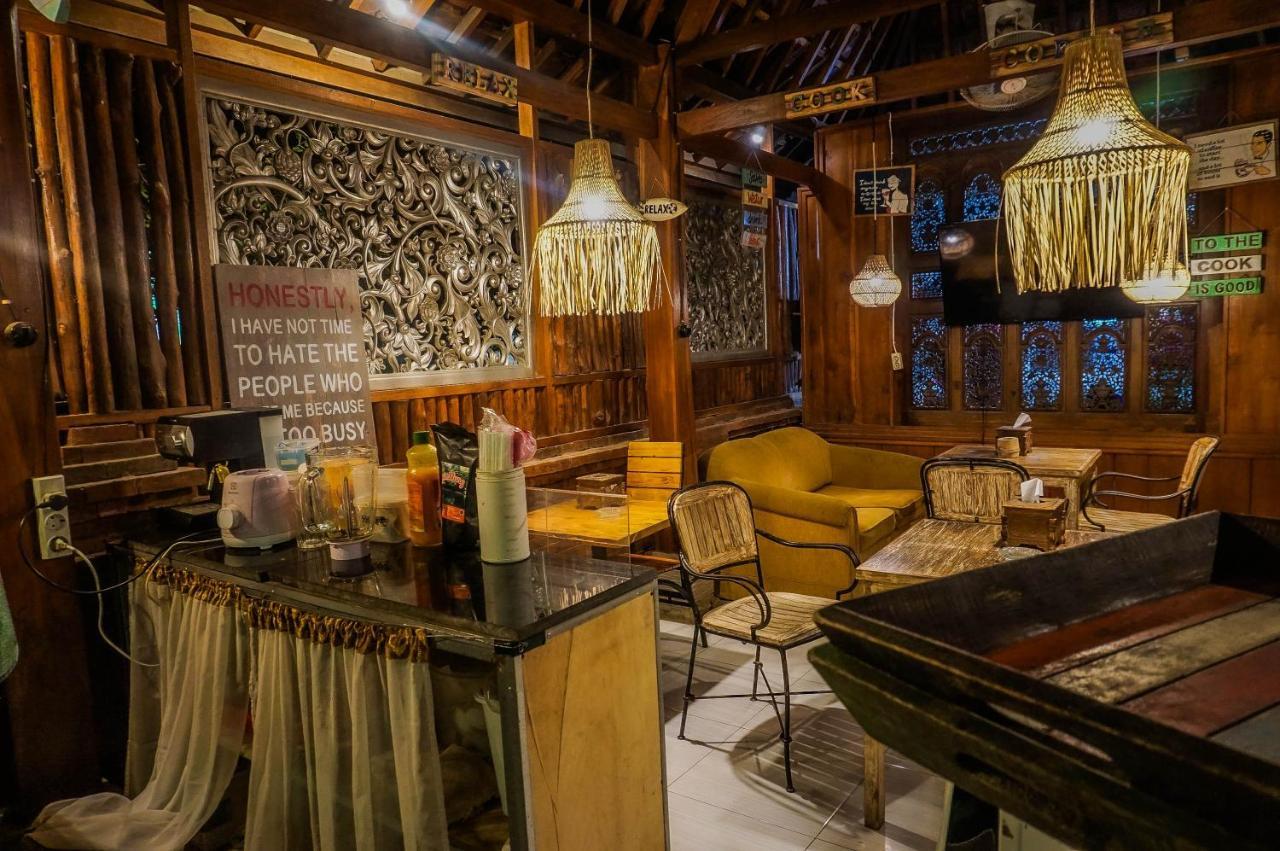 Wisma Pulau Merah Pasanggaran Экстерьер фото