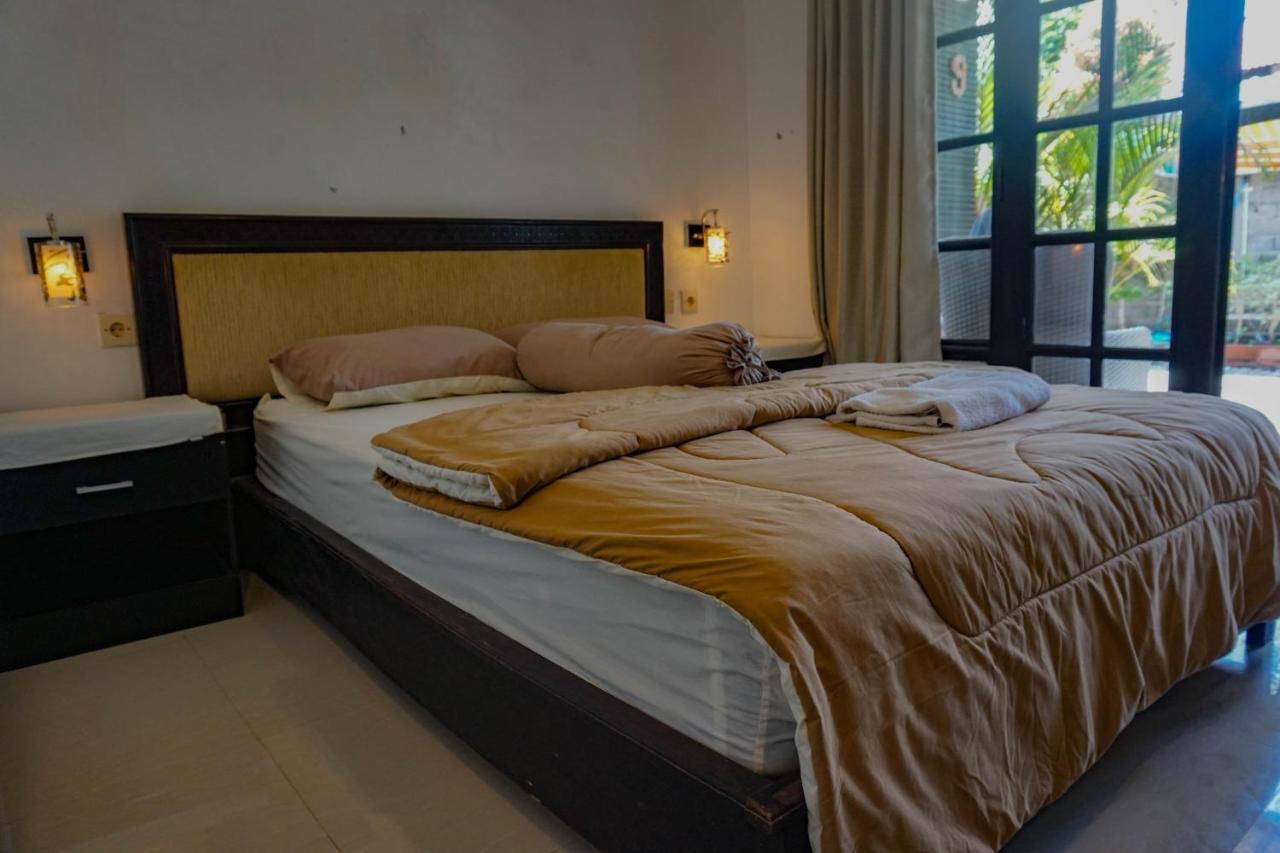 Wisma Pulau Merah Pasanggaran Экстерьер фото